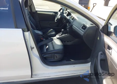 2014 Volkswagen Jetta 1.8T Se из США, поврежденный, VIN 3VWD17AJXEM376172